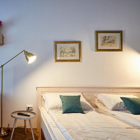 City Escape Apartments Брашов Экстерьер фото